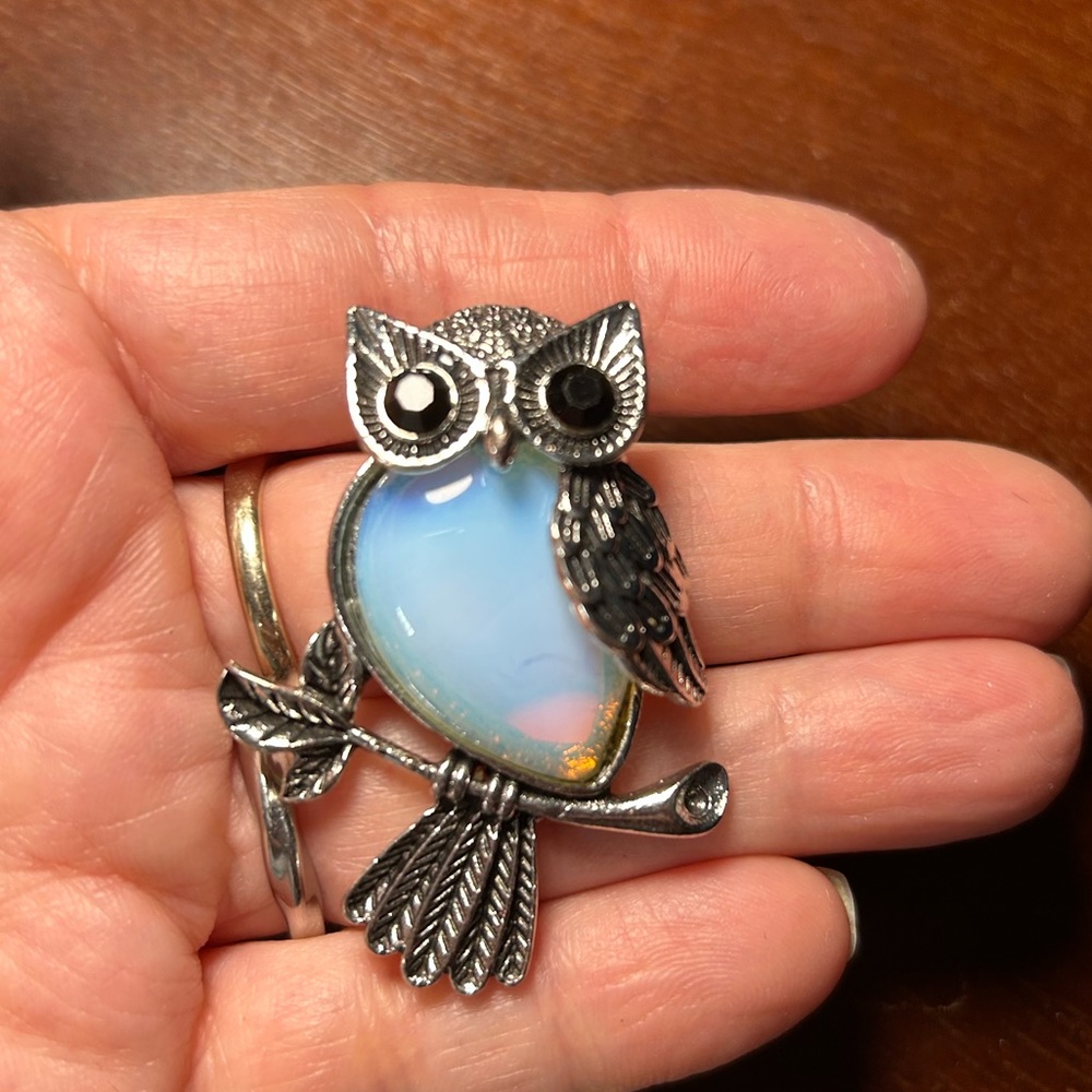 3/$25 Owl Pendant with Opal Crystal Body